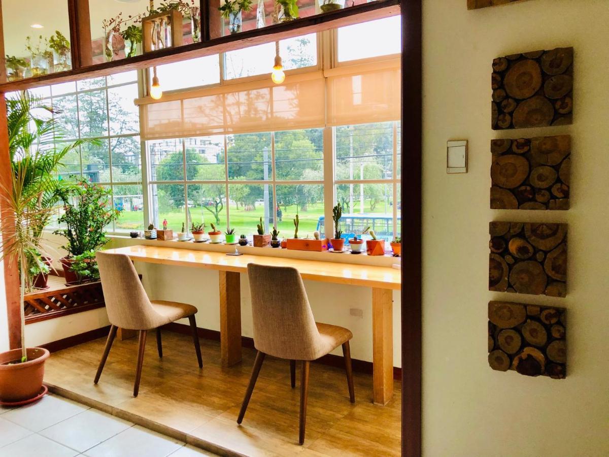 Quito Terrace Vandrarhem Exteriör bild