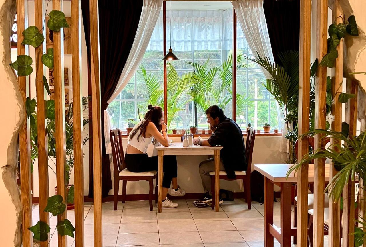 Quito Terrace Vandrarhem Exteriör bild