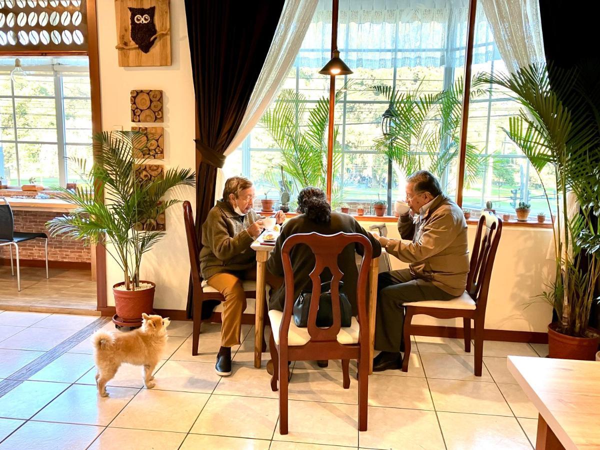 Quito Terrace Vandrarhem Exteriör bild
