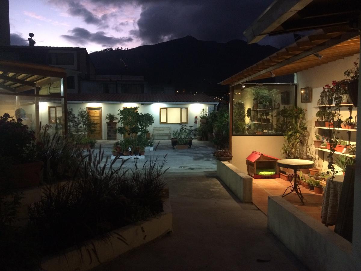 Quito Terrace Vandrarhem Exteriör bild